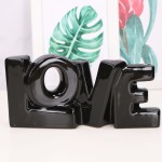 Napis LOVE ceramiczny czarny szkliwiony 23cm