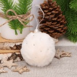 Futerkowa zawieszka BOMBKA na choinkę kremowa w "Gwiazdki"