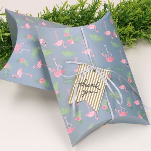 Pudełeczko na prezent urodzinowy świąteczny 2 szt.