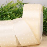 Wstążka w kropki atłasowa kremowy 4cm x 23m