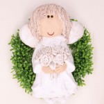 Figurka anioł plakietka dziewczynka biel 32cm