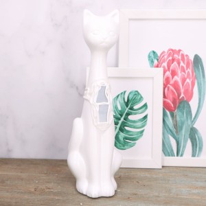 Figurka ceramiczna "Kot ruski duży" biel 32x11cm