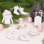 Zestaw zawieszek drewnianych w pudełku biel, srebro 4-7cm 6szt