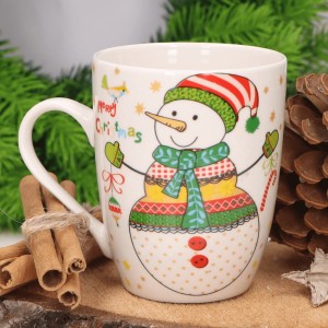 Kubek świąteczny ceramiczny z bałwankiem 1szt 