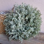 Wianek sztuczny zielony gęsty eukaliptus 34cm   