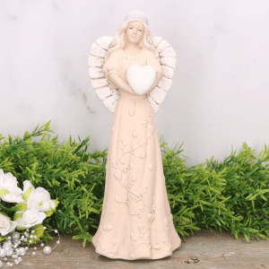 Anioł aniołek gipsowy z sercem brzoskwiniowy 22cm 