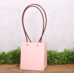 Torebka na kwiaty z uchwytem róż 36cm   