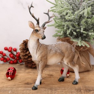 Renifer figurka stojący brązowy ośnieżony 25cm