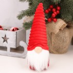 Skrzat krasnal świąteczny czerwony 20cm