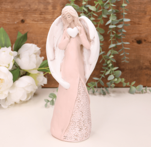 Aniołek ślubny z sercem różowy 26cm    