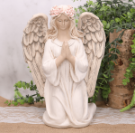 Aniołek klęczący z wiankiem 30cm biały