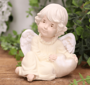 Aniołek gipsowy '' Krzyś'' 10cm kremowy