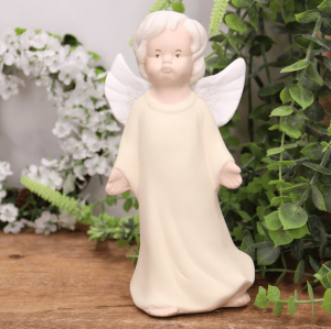 Aniołek gipsowy  ''BENIO'' 18cm kremowy