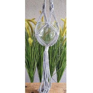 Szklany świecznik kwietnik w makramie szary 80cm 