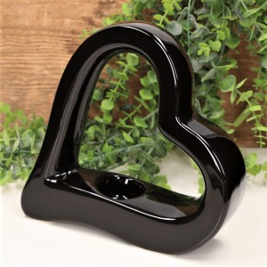 Świecznik Serce Płaskie szkliwiony czarny 21cm.