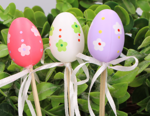 Jajka na piku mix 12szt. 4cm    