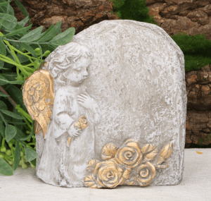 Figurka Cmentarna z Aniołkiem i Złotymi Zdobieniami 14x14,5x,5cm