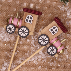 Drewniany Pociąg na piku 4szt. 6x2.5x5.5 cm