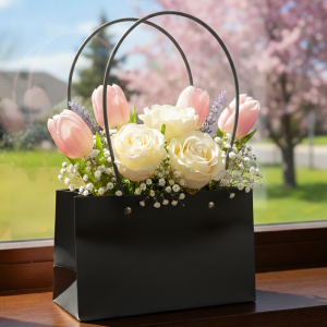 TOREBKA FLOWERBOX PAPIEROWA 21X13,5X10 CM CZARNA TOREBKA NA KWIATY