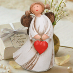 Anioł z sercem figurka 14cm- idealny na prezent