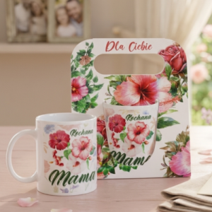 Kubek ceramiczny z napisem "Kochana Mama" w ozdobnym opakowaniu